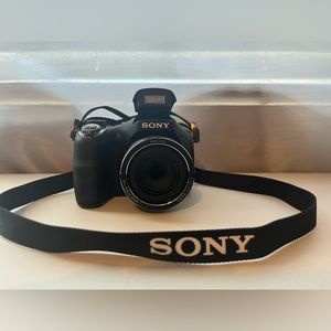 Sony Cyber-shot Digital Camera